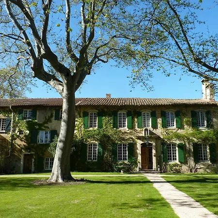 Les Du Domaine De Rhodes